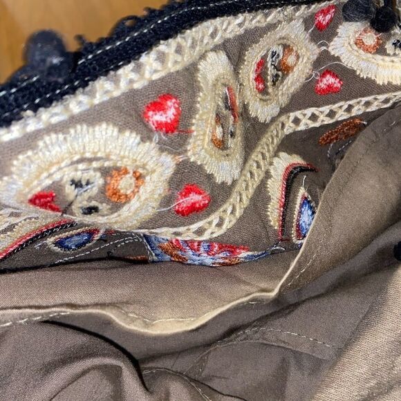 Altar’d state embroidered design skirt - Picture 5 of 6